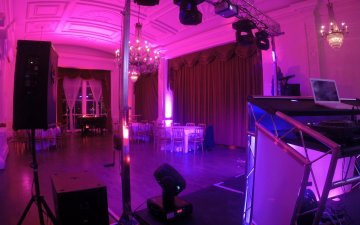 Party at Trafalgar Tavern with AVE Hire